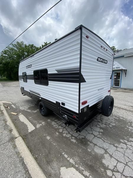 2026 Sunset Park RV 19RB in Travel Trailers & Campers in Brantford - Image 3