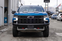 Conquer any terrain in the 2022 Chevrolet Silverado 1500 ZR2. Built for adventure, this off-road pow... (image 1)