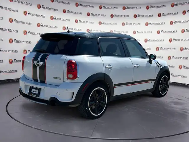 2012 MINI Cooper Countryman S ALL4 / Sunroof / Heated Seats in Cars & Trucks in Calgary - Image 8