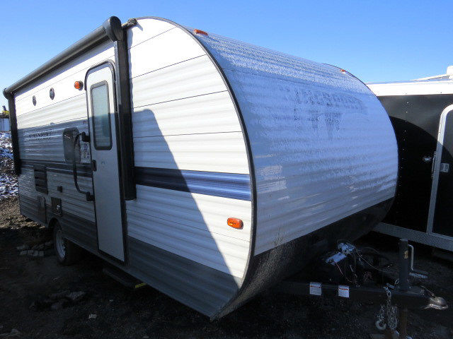 2021 Gulfstream Kingsport Bank Repo in Cars & Trucks in Calgary - Image 2