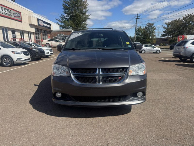 2016 Dodge Grand Caravan SXT Premium Plus - Aluminum Wheels in Cars & Trucks in Moncton - Image 2