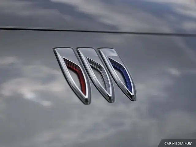 2025 Buick Envista Preferred dans Autos et camions dans London - Image 10