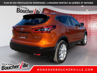 Intégrale (AWD), 4 cylindres en ligne de 2,0 L, Toit ouvrant électrique, Climatisation automatique b... (image 8)