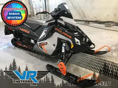 VR Thetford Paiement à partir de 45$/sem. + TX. 2023 Polaris 850 INDY VR1 129 Rabais VR Thetford 358...