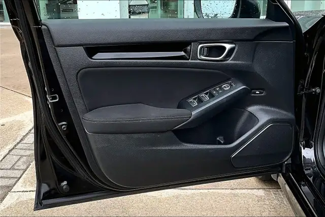 2025 Honda Civic Hybrid Sport eCVT Sedan in Cars & Trucks in Mississauga / Peel Region - Image 9