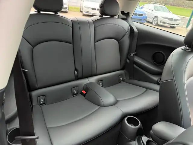 2017 MINI Cooper Hardtop ONE OWNER/ONLY 48185 KM! CERTIFIED! dans Autos et camions dans Calgary - Image 21