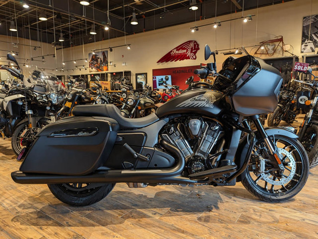 2024 Indian Motorcycle Challenger Dark Horse w/PowerBand Audio P in Street, Cruisers & Choppers in Winnipeg - Image 2