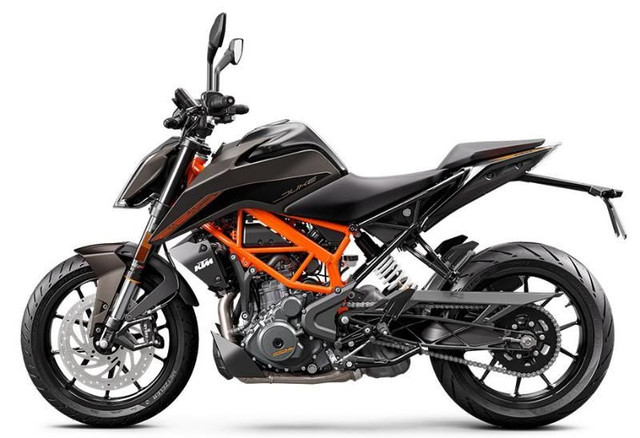 2023 KTM 390 DUKE - Noir in Sport Touring in West Island - Image 3