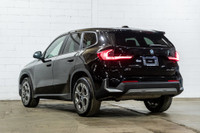 Francais: * Jet Black * Aide Engine: Moteur à 4 cylindres 2.0l L/100Km City: 9.6 L/100Km Hwy: 7.0 Sa... (image 5)