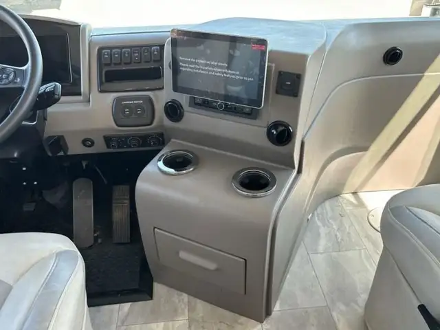 2023 Coachmen RV Sportscoach SRS 365RB in RVs & Motorhomes in Abbotsford - Image 28