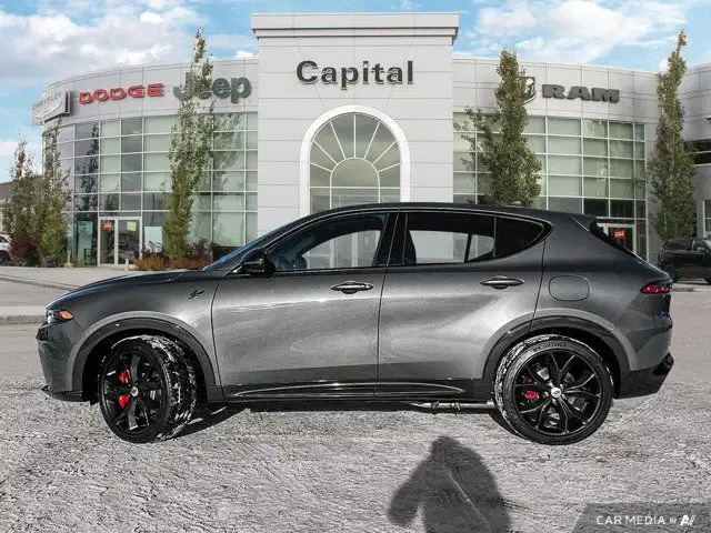 2024 Dodge Hornet R/T | Blacktop and Track Pack Bundle in Cars & Trucks in Edmonton - Image 3