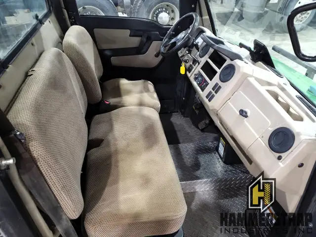 2018 JOHN DEERE Gator XUV 835R 4x4 UTV SxS ATV in ATVs in Edmonton - Image 14