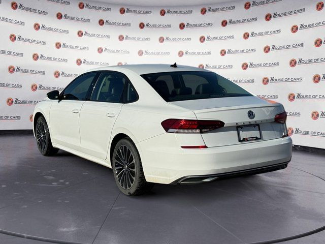2022 VOLKSWAGEN PASSAT HIGHLINE in Cars & Trucks in Calgary - Image 4