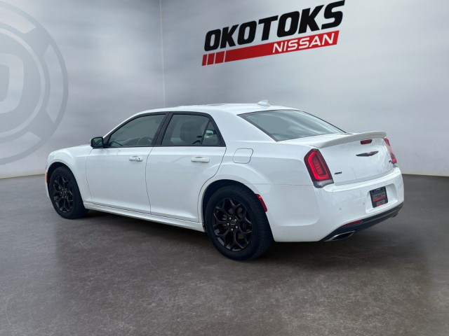 2023 Chrysler 300 in Cars & Trucks in Calgary - Image 3
