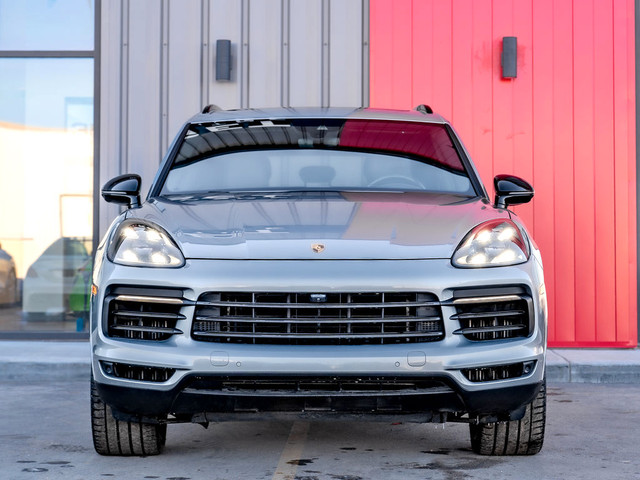  2020 Porsche Cayenne - OEM Turbo Wheels | Pano Sunroof | Carpla in Cars & Trucks in Saskatoon - Image 2