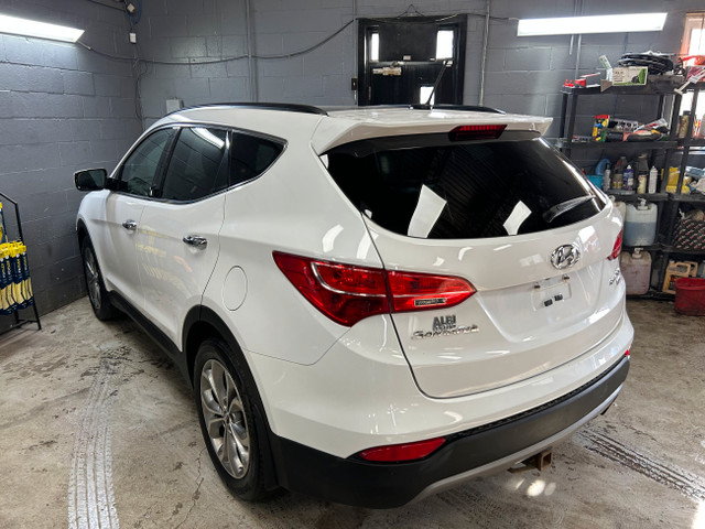 2015 Hyundai Santa Fe SPORT  AWD in Cars & Trucks in City of Montréal