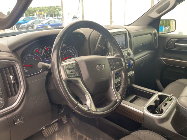 2019 Chevrolet Silverado 1500 RST CREW 4X4 V8 *SIÈGES / VOLANT C in Cars & Trucks in Laurentides - Image 3