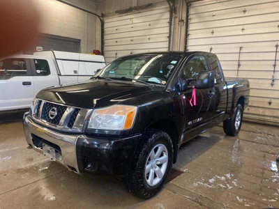  2012 Nissan Titan SV