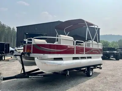 EXTRA EXTRA CLEAN 1 OWNER BOAT IN IMMACULATE CONDITION EXTRA WIDE 8.5' WIDTH BEAM - HALF A FOOT WIDE...