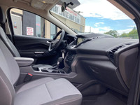 All prices subject to applicable taxes FOR SALE – 2017 Ford Escape SE 4WD Vehicle Details• Trim: SE•... (image 9)