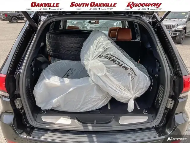 2014 Jeep Grand Cherokee SRT8 | 2 SETS OF TIRES | BREMBOS | DUAL in Cars & Trucks in Oakville / Halton Region - Image 13
