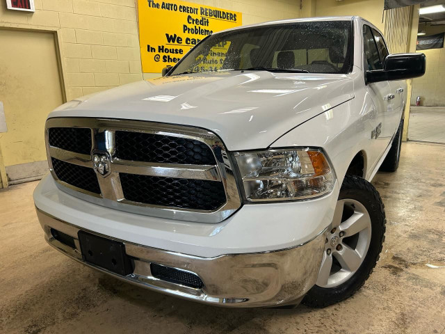 2017 RAM 1500 SLT in Cars & Trucks in Windsor Region