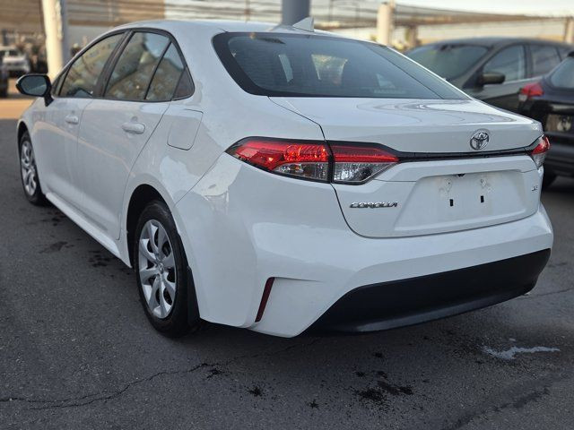 2023 Toyota Corolla LE | FWD | CLOTH | BACK UP CAM in Cars & Trucks in Calgary - Image 4