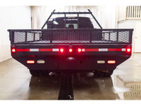**ONE OWNER - ACCIDENT FREE** 104,114 KM This 2014 Ford F-450 4x4 Crew Cab XLT Dually Deck is powere... (image 6)