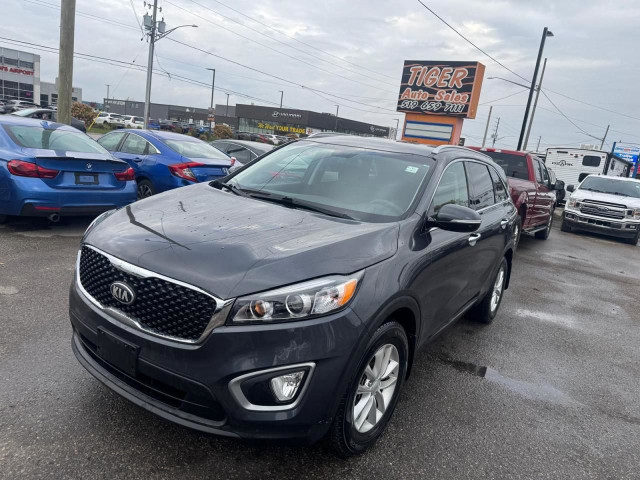 2016 Kia Sorento 2.4L LX, ONLY 67,000KMS, NO ACCIDENT, CERTIFIED in Cars & Trucks in London