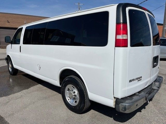 2015 GMC Savana Passenger LT 3500 15 PASSENGER-REMOTE START-CAME in Cars & Trucks in City of Toronto - Image 3