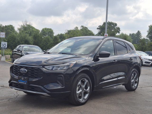 2023 Ford Escape ST-Line Hybrid AWD | Heated Seats + Steering in Cars & Trucks in Guelph