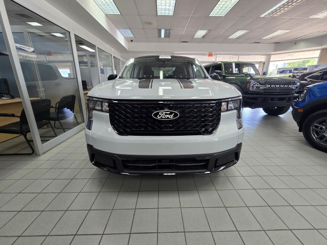 2025 Ford Maverick XLT | BLACK APP PKG | 4K TOW PKG | LUXURY PKG in Cars & Trucks in Calgary - Image 3