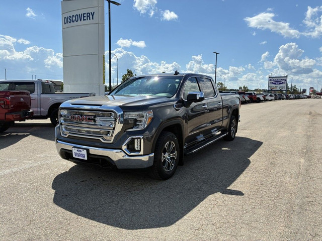 GMC Sierra 1500 SLT 2020 in Cars & Trucks in Saskatoon - Image 3