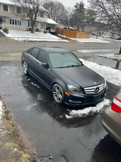 2013 Mercedes-Benz C-Class Basic