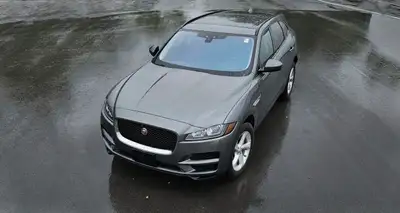 2018 Jaguar F-Pace AWD Diesel Premium, 4 cylinder 2.0L diesel turbocharged engine with 8-speed autom...