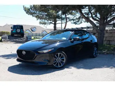 NAVIGATION, SUNROOF, BACK UP CAMERA, HEATED SEATS AND WHEEL, BLIND SPOT DETECTION, LANE KEEP, APPLE...