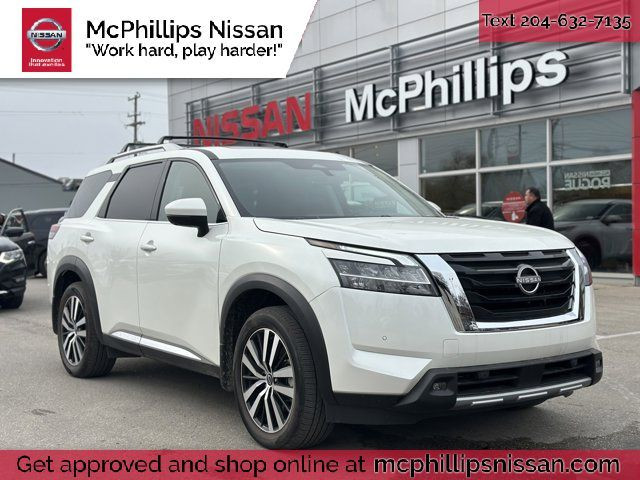 2023 Nissan Pathfinder Platinum in Cars & Trucks in Winnipeg