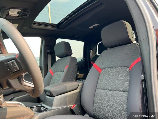 2025 Chevrolet Colorado Z71 4WD Crew Cab | Heated Seats in Cars & Trucks in Strathcona County - Image 3