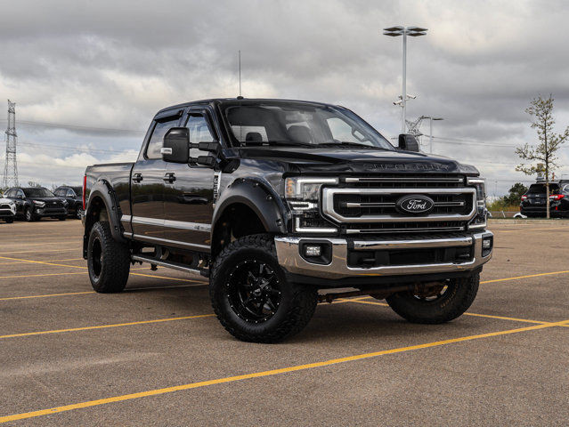 2017 Ford Super Duty F-350 Lariat 6.7L in Cars & Trucks in Strathcona County - Image 2