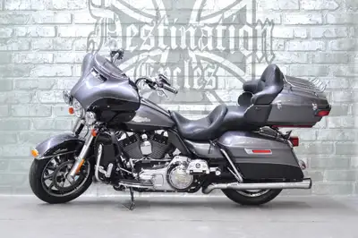 2014 Harley-Davidson Ultra Limited FLHTK for sale! Beautiful two-tone charcoal pearl/vivid black pai...