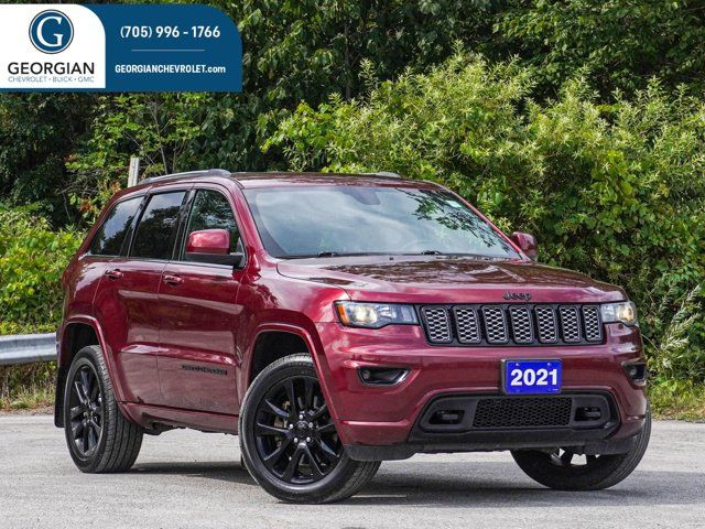 2021 Jeep Grand Cherokee Altitude- Heated Seats / Steering - 4x4 in Cars & Trucks in Barrie