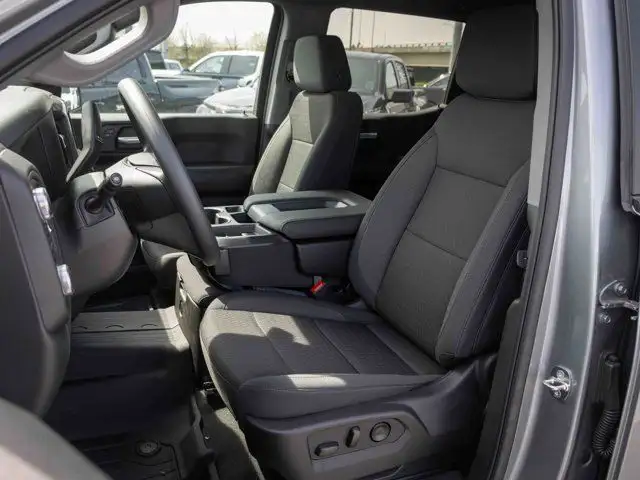 2024 GMC Sierra 1500 Pro | 5.3L in Cars & Trucks in Tricities/Pitt/Maple - Image 15