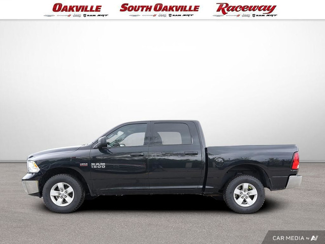2017 Ram 1500 SXT CREW | 6 SEATER | HEMI | HITCH RECEIVER | in Cars & Trucks in Oakville / Halton Region - Image 3
