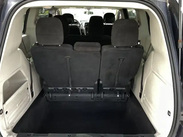 2015 Dodge Grand Caravan Ensemble Valeur Plus in Cars & Trucks in Sherbrooke - Image 19