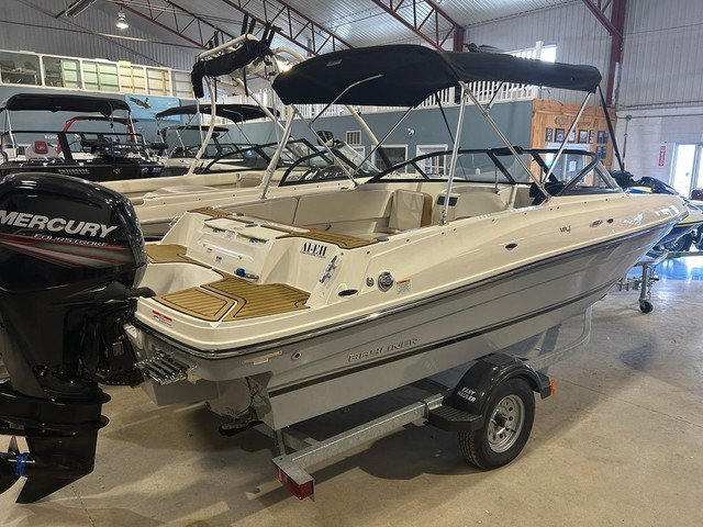 2019 Bayliner VR4 in Powerboats & Motorboats in Barrie