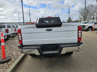 2022 Ford Super Duty F-350 SRW XLT 4WD Crew Cab 8' Box, 6.7L V8 Diesel, XLT Value Package, Remote St... (image 3)