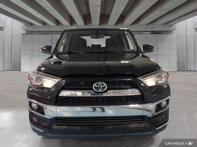2019 Toyota 4Runner 4DR 4WD LIMITED dans Autos et camions  à Ville d’Edmonton - Image 2