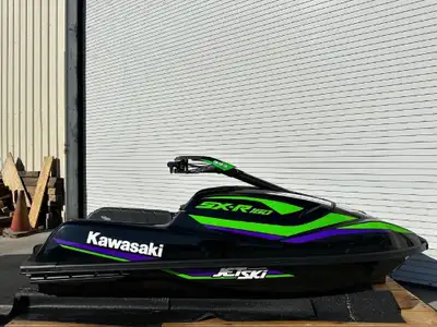 DOMINATE THE WAVES: THE SXR1500 JET SKI KING OF THE SEA! PAYMENTS ONLY $71 BI-WEEKLY OAC!! APPLY TOD...