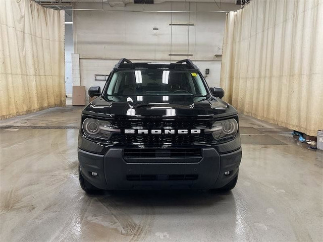 2025 FORD Bronco Sport Outer Banks in Cars & Trucks in Calgary - Image 2