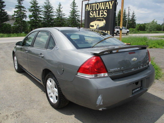 2008 Chevrolet Impala LT 3.5L in Cars & Trucks in Ottawa - Image 3